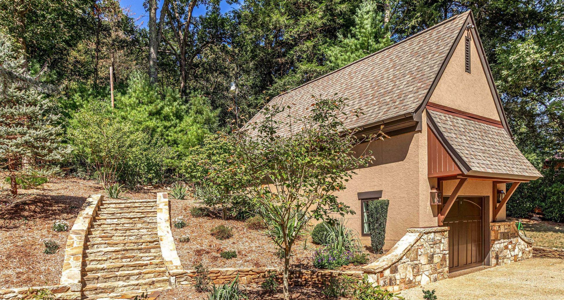 45_Forest_EXTERIOR_07.jpg